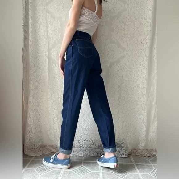 Vintage Lee High Waisted Mom Jeans 80s Tapered Dark Wash Denim 24x31 USA Made