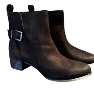 VIONIC  - Women's Sienna Black Bootie - Size 9 M