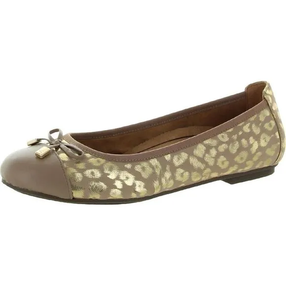Vionic Women's Minna on flats with gold leopard print size 12