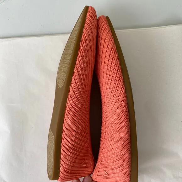Vivaia Aria Flats Size 37.5 Salmon Point Toe Ballet Comfort Business Casual