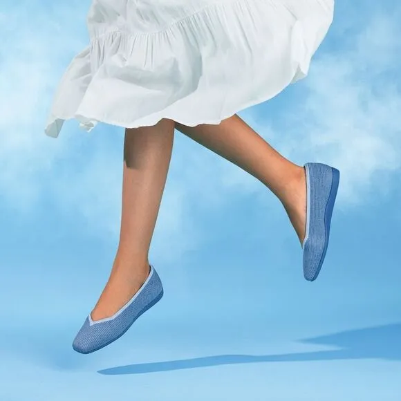 VIVAIA Lightweight Square-Toe V-Cut Flats (Margot Walker) size‎ EU38 US7.5