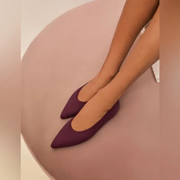 VIVAIA Pointed-Toe Ballet Flats (Aria 2.0) in Garnet Red EU 36 / US 5.5-6
