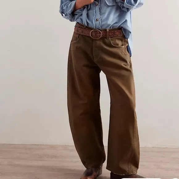 We The Free 25 Jeans Good Luck Coated High Waist Ankle Barrel in New Moon brown
