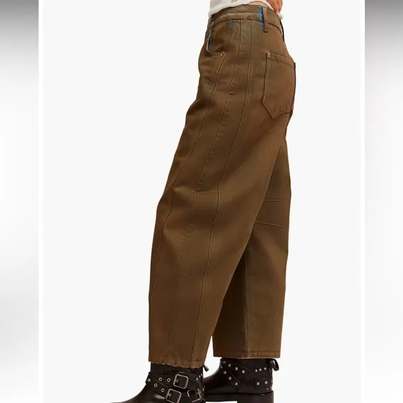 We The Free 25 Jeans Good Luck Coated High Waist Ankle Barrel in New Moon brown