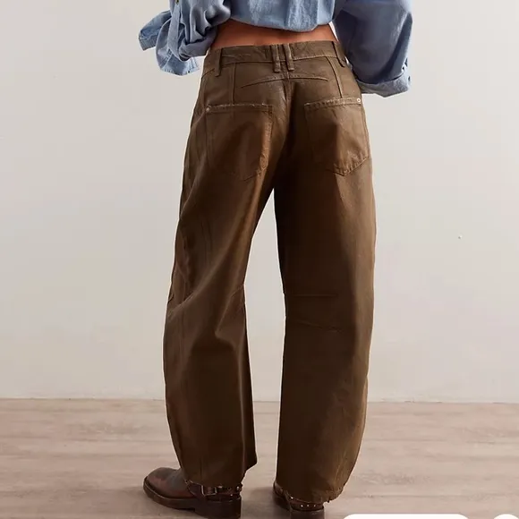 We The Free 25 Jeans Good Luck Coated High Waist Ankle Barrel in New Moon brown