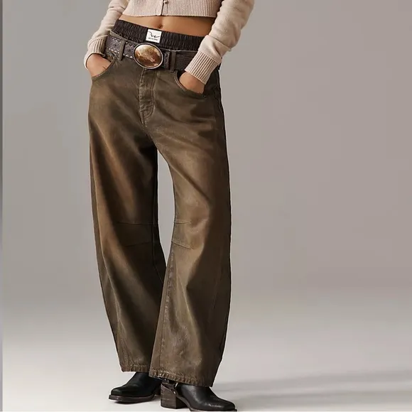 We The Free 31 Jeans Good Luck Coated High Waist Ankle Barrel in New Moon brown