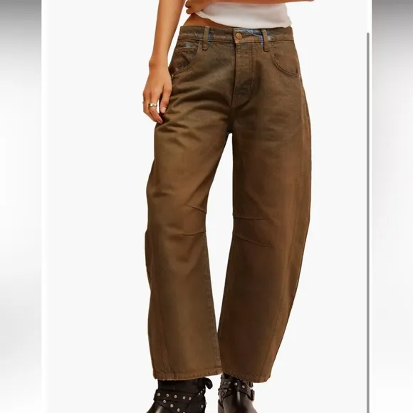 We The Free 31 Jeans Good Luck Coated High Waist Ankle Barrel in New Moon brown