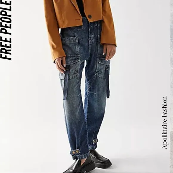 WE THE FREE HAZEL PULL ON UTILITY JEANS IN DARK AND STORMY NWT SMALL