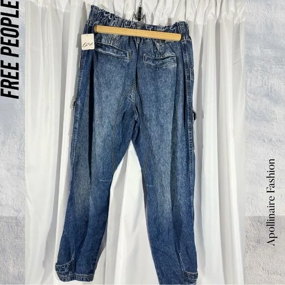 WE THE FREE HAZEL PULL ON UTILITY JEANS IN DARK AND STORMY NWT SMALL