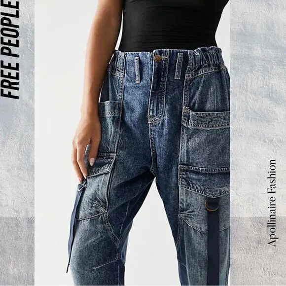 WE THE FREE HAZEL PULL ON UTILITY JEANS IN DARK AND STORMY NWT SMALL