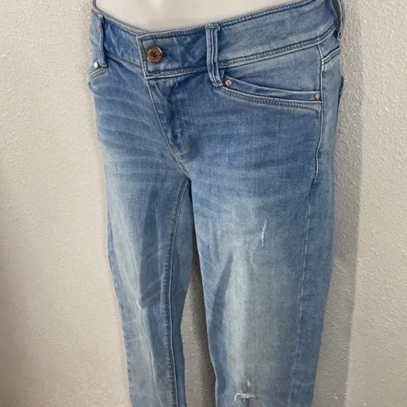 WHBM Light Wash Distressed Skimmer Jeans