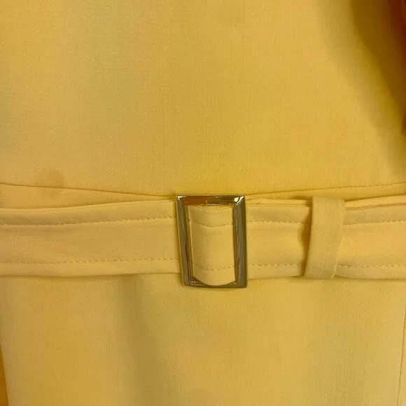 White House Black Market Belted Fit and Flare Butter Yellow Dress - Size 10