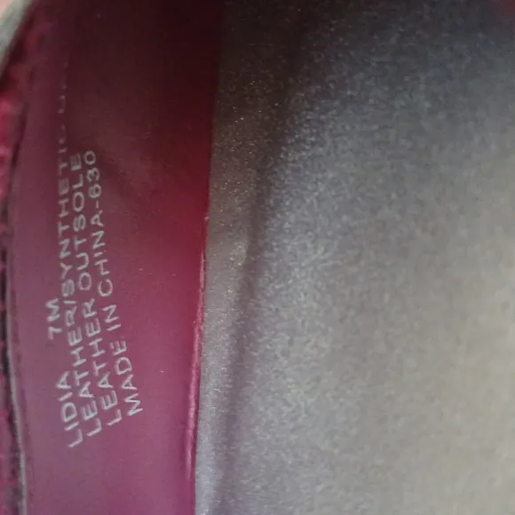 White House Black Market Lidia Pink Flats Fuscia Leather Flats Size 7