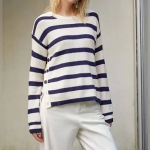 White   Warren Side Button Sweater, Size Large