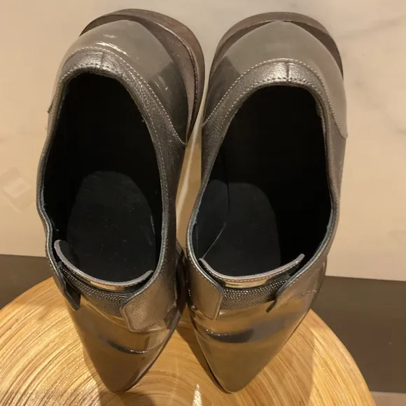 WM Brunello Cucinelli C101 Nero Slip Loafers