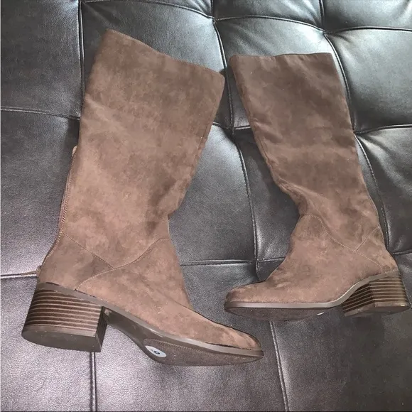Women's BOOTS MADDEN GIRL - BROWN Suede Knee High Size 9