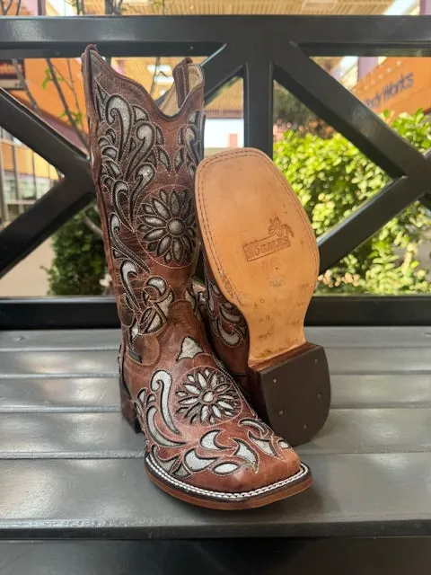 Women's Cognac Laser Cross (J toe)