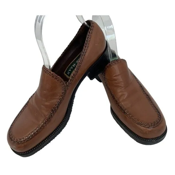 Womens Cole Haan Leather Loafer 7AA Narrow EUC Brazil Flat Shoes 6891