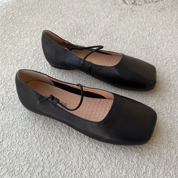 Women's Empress Square Toe Flat Leather BLACK Sz 41 EU (10 US) NWOT Wide Leg