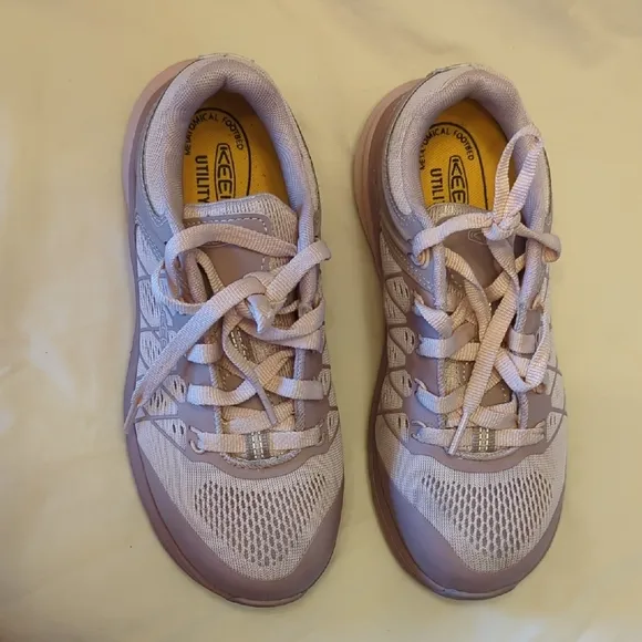 Womens Keen Vista Energy Utility Pink 🩷Sneakers size 5.5