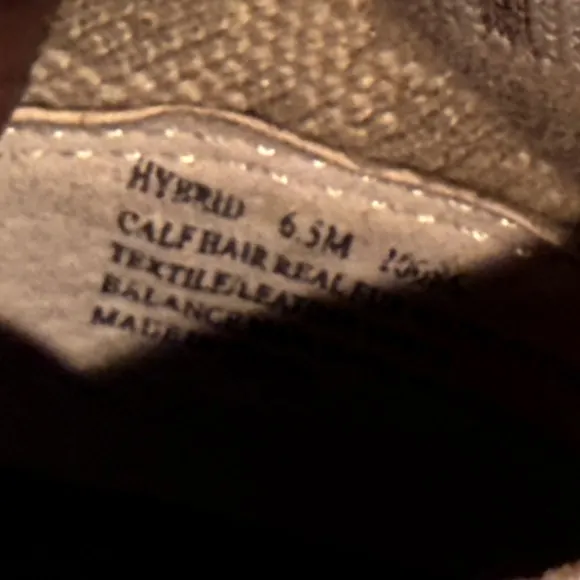 Women’s OTBT HYBRID SNEAKERS IN KHAKI- Size 6.5