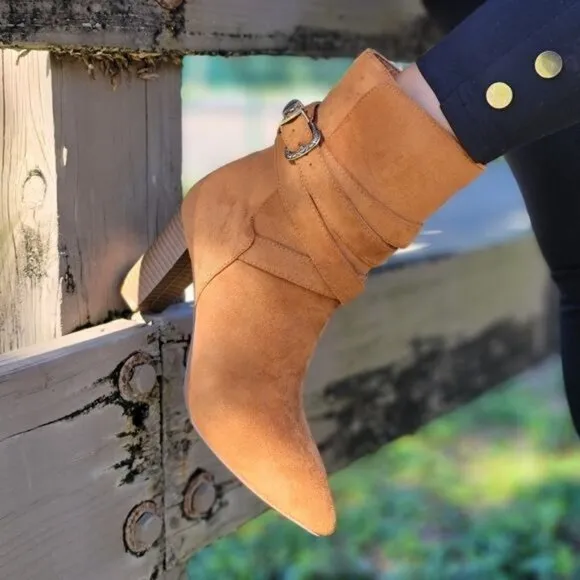 Women's Wrapped Around Strappy Chunky Booties