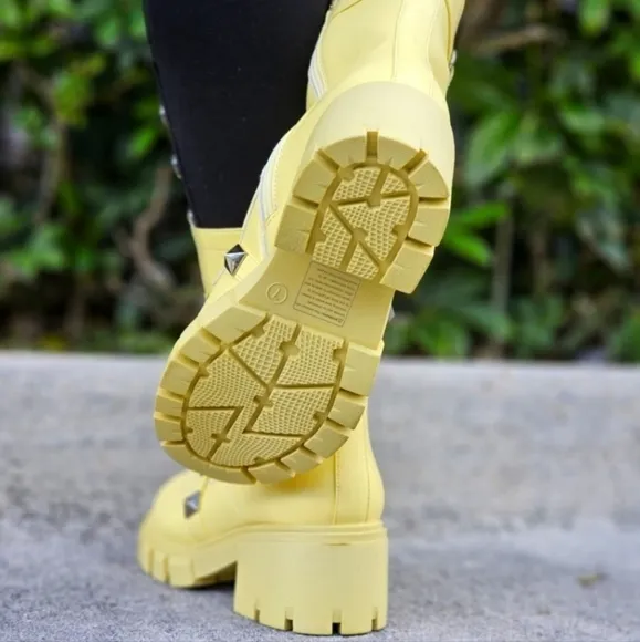 Women's Yellow Pyramid Stud Ankle Combat Boot