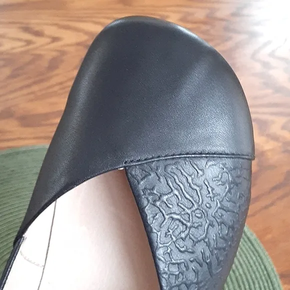 Xeroshoes Black Leather Phoenix Comfort Ballet Flats Size 12
