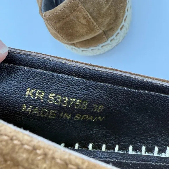 Yves Saint Laurent women’s  Brown Suede Espadrilles size 38 fits 7.5US