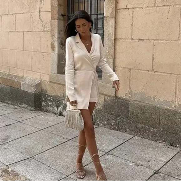 ZARA * CREAM SATIN EFFECT WRAP Blazer DRESS