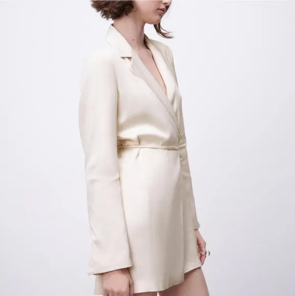 ZARA * CREAM SATIN EFFECT WRAP Blazer DRESS