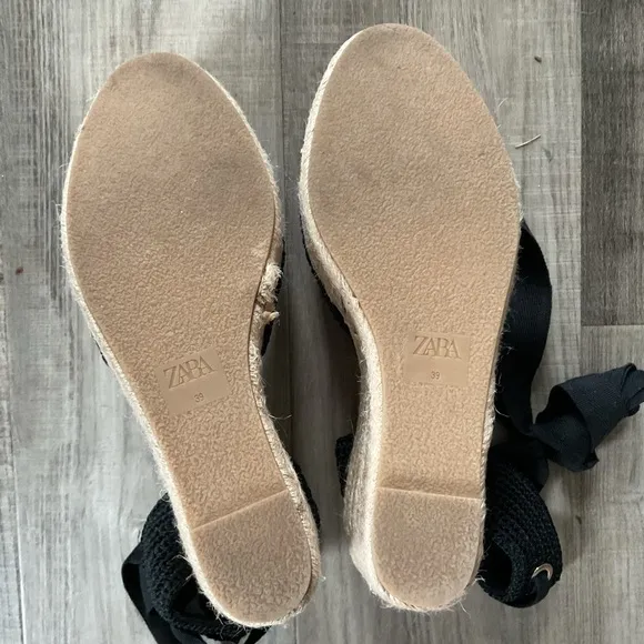 ZARA CROCHETED LACE UP WEDGE SANDALS size 39