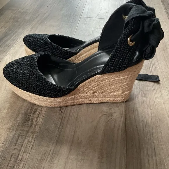ZARA CROCHETED LACE UP WEDGE SANDALS size 39