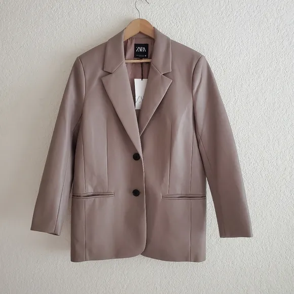 ZARA FAUX LEATHER OVERSIZED BLAZER  Size S and M