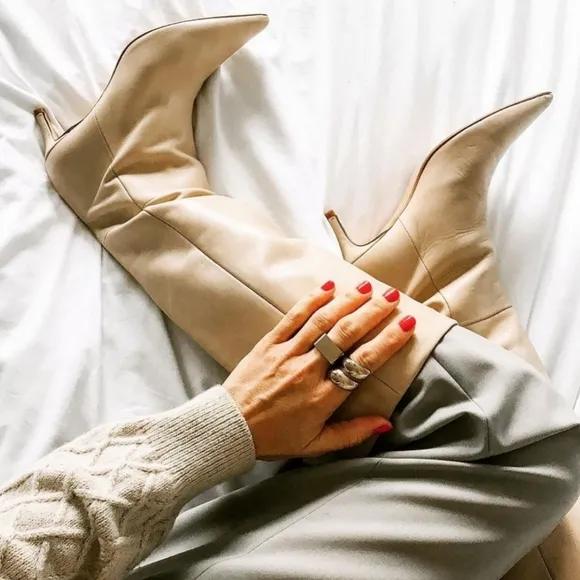 Zara Knee-High Boots Leather beige color bloggers favorite