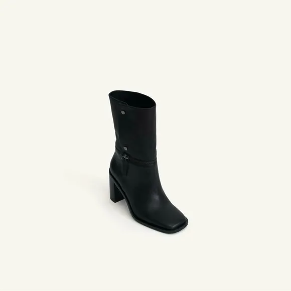 ZARA Knee high boots made of leather with multi-positional detail 7.5 NWT