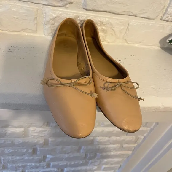 Zara Nude Leather Ballet Flats with Bow 40