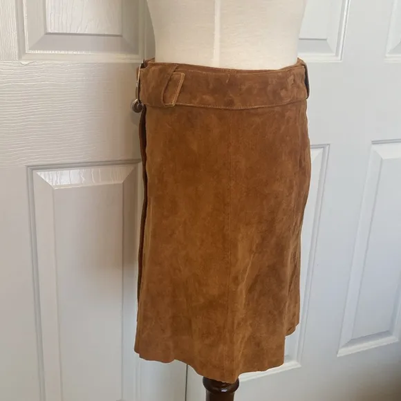 Zara Real Leather Suede Snap Front Mini Skirt Size M