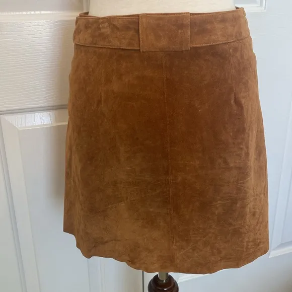 Zara Real Leather Suede Snap Front Mini Skirt Size M