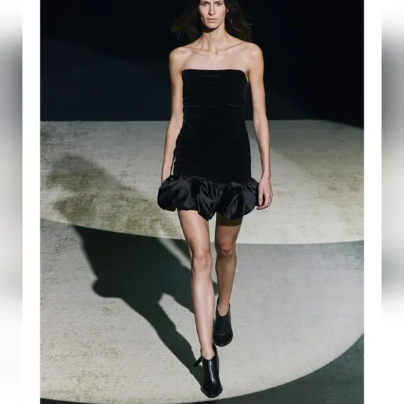 Zara VELVET MINI DRESS Black Size S