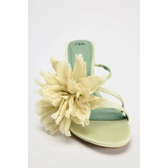 ZARA WOMAN NWT SS24 GREEN HEELED SANDALS WITH MAXI FLOWER SIZES US 10 3316/410